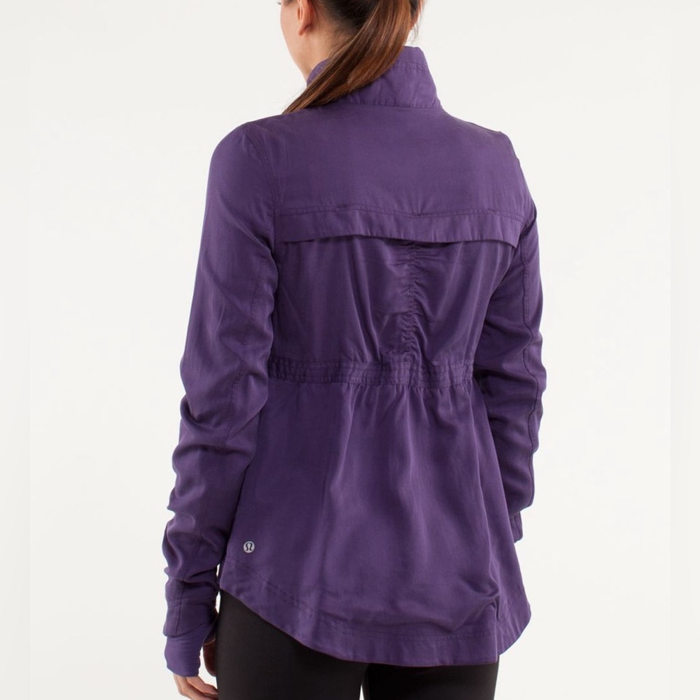 Lululemon Inner Peace Reversible Full Zip Workout Jacket, Concord Grape, S/M - Picture 10 of 15